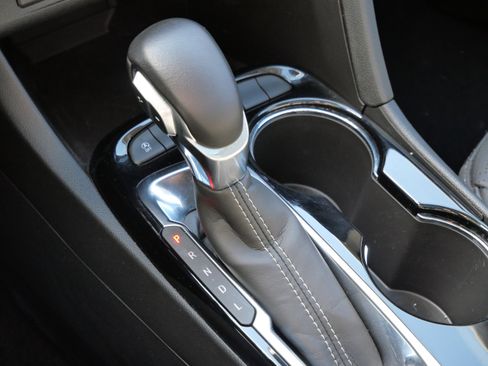 Used 2023 Buick Encore GX Essence w/ Experience Buick Package image 23