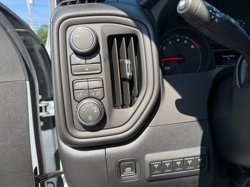 New 2026 Chevrolet Silverado 2500 Custom w/ Custom Value Package AWD/4WD image 18