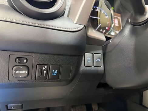 Used 2017 Toyota RAV4 Limited w/ Advanced Technology Package AWD/4WD image 37