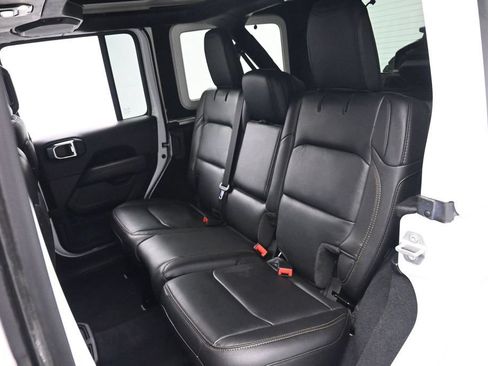 Used 2023 Jeep Wrangler Unlimited Rubicon 392 w/ Xtreme Recon 35" Tire Package AWD/4WD image 16