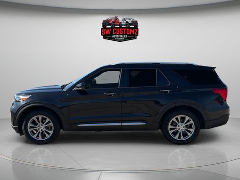 Used 2021 Ford Explorer Limited w/ Equipment Group 301A AWD/4WD image 4
