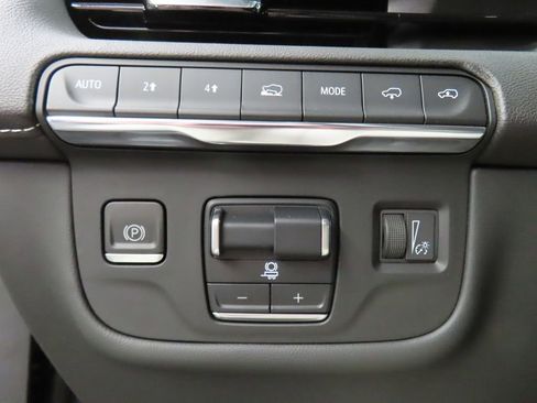 Used 2022 Cadillac Escalade ESV Sport w/ Touring Package AWD/4WD image 63