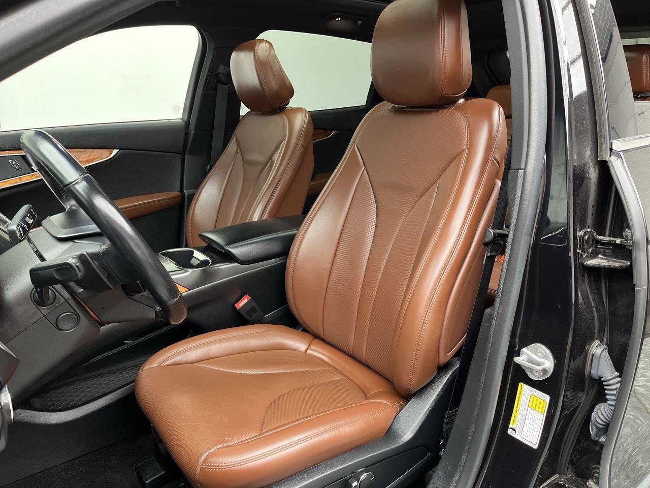 Used 2020 Lincoln Nautilus Reserve AWD/4WD image 12