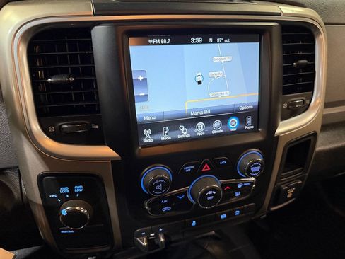 Used 2014 RAM 2500 SLT w/ Popular Equipment Group AWD/4WD image 7