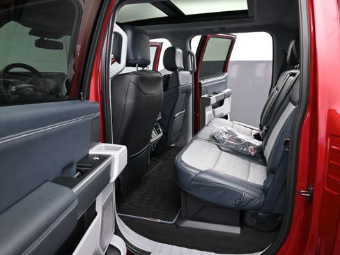 Certified 2024 Ford F350 Limited w/ FX4 Off-Road Package image 17