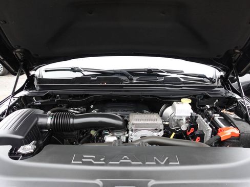 Used 2022 RAM 1500 Big Horn AWD/4WD image 58