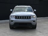 Used 2020 Jeep Grand Cherokee Laredo image 2
