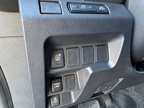 Used 2022 Nissan Frontier S w/ Technology Package image 6