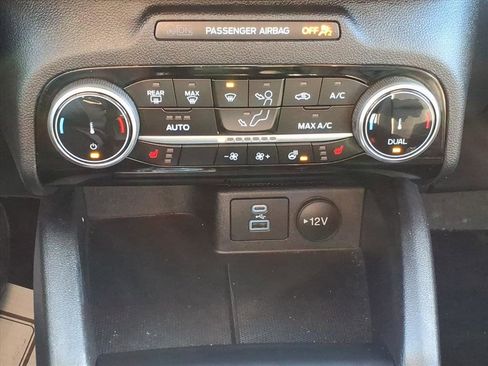 Used 2022 Ford Escape SEL image 13