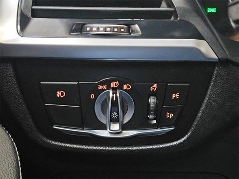 Used 2020 BMW X4 M40i w/ Executive Package image 34