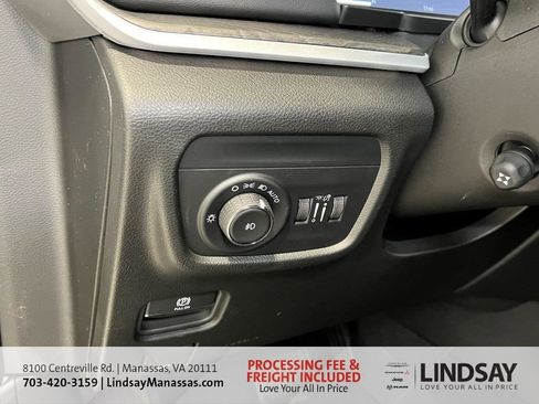 New 2025 Jeep Grand Cherokee Limited w/ Luxury Tech Group II image 25