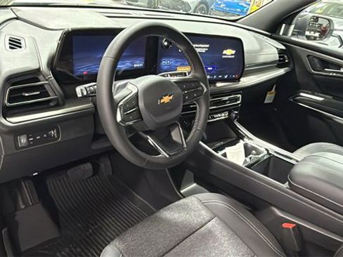 New 2026 Chevrolet Traverse LT w/ Driver Confidence Package image 10