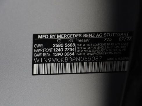 Used 2023 Mercedes-Benz EQB 300 4MATIC w/ Pinnacle Package image 25