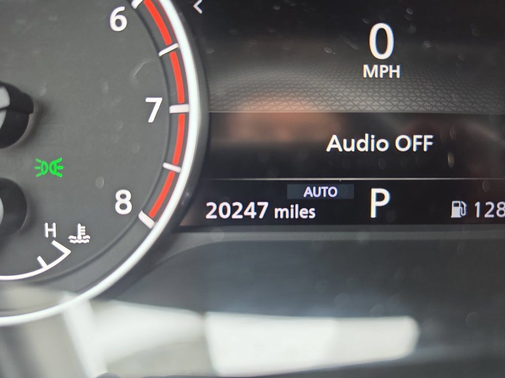 Used 2023 Nissan Rogue SV w/ SV Premium B Package AWD/4WD image 4