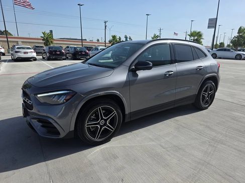 Certified 2025 Mercedes-Benz GLA 250 image 4