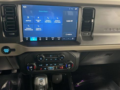 Used 2025 Ford Bronco Big Bend image 13