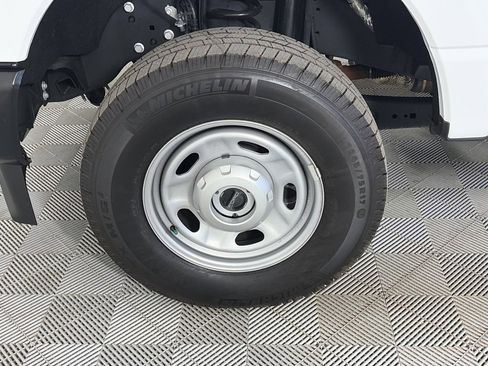 Used 2025 Ford F350 XL w/ Snow Plow Prep Package image 8