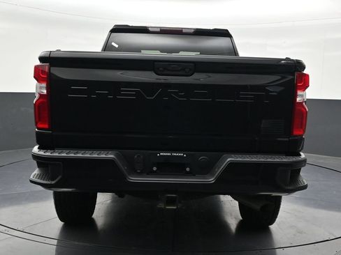 Used 2020 Chevrolet Silverado 2500 Custom w/ Custom Value Package AWD/4WD image 4