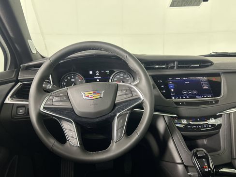 New 2025 Cadillac XT5 Premium Luxury w/ Technology Package image 15