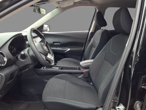 Certified 2024 Nissan Kicks SV FWD image 19