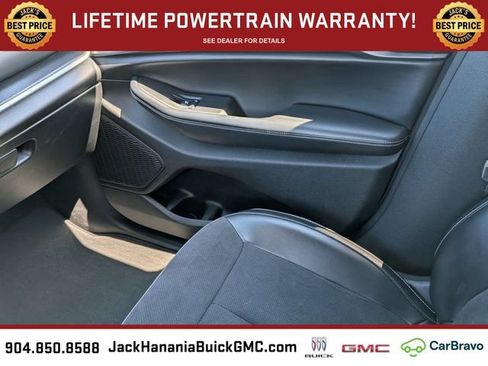 Used 2023 Jeep Grand Cherokee L Laredo AWD/4WD image 17