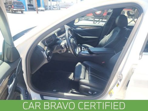 Used 2019 BMW 530e RWD image 19