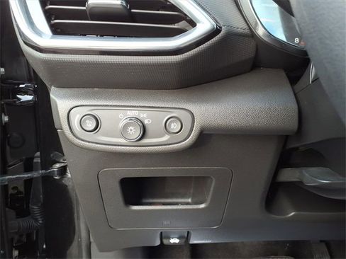 Certified 2023 Chevrolet TrailBlazer LT w/ Convenience Package image 13