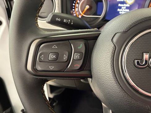 Used 2024 Jeep Wrangler Unlimited Sport AWD/4WD image 23