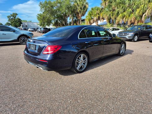 Used 2017 Mercedes-Benz E 300 image 8
