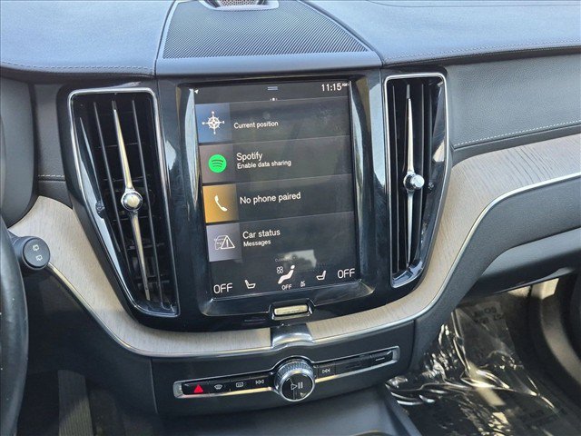 Used 2018 Volvo XC60 T8 Inscription w/ Luxury Seat Package AWD/4WD image 15
