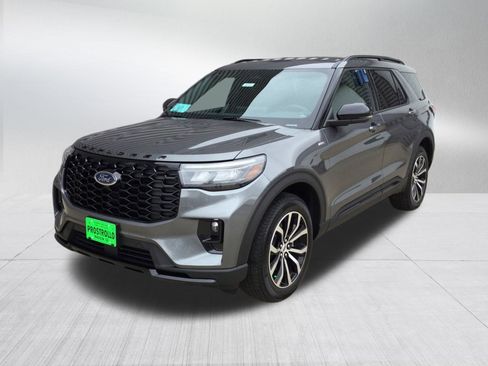 New 2026 Ford Explorer ST-Line image 2