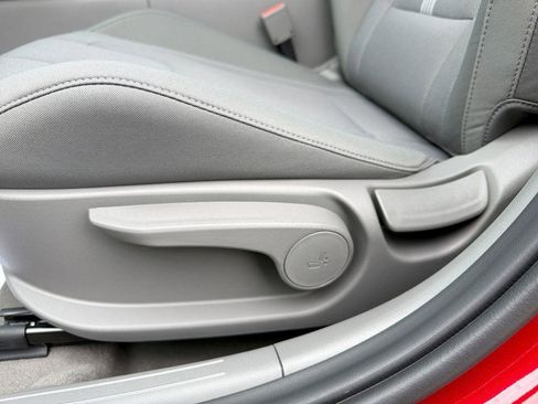 New 2026 Hyundai Elantra SE image 15