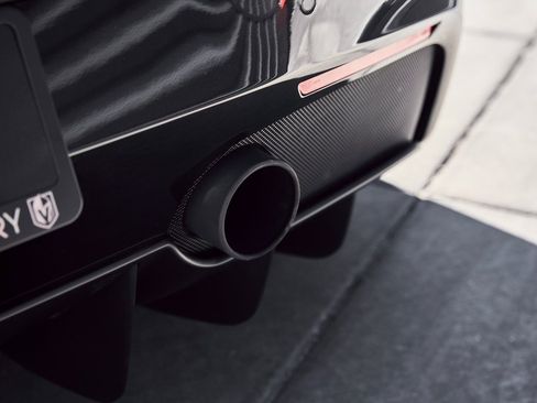 Used 2018 Ferrari 488 Spider image 14