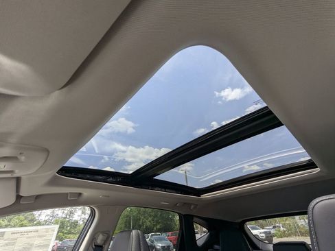 New 2025 Nissan Murano SL AWD/4WD image 23