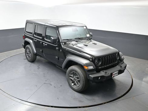 New 2026 Jeep Wrangler Unlimited Sport AWD/4WD image 30