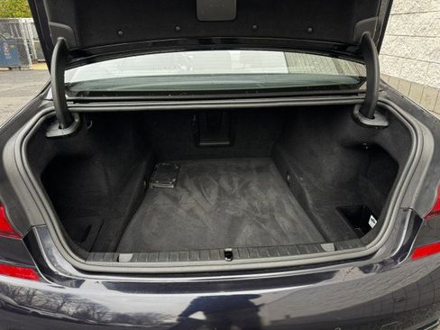 Used 2017 BMW 740i image 25