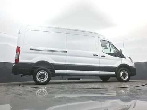New 2026 Ford Transit 250 148 Medium Roof image 31