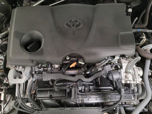 Used 2024 Toyota Camry LE FWD image 30