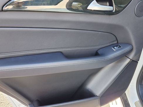 Used 2019 Mercedes-Benz GLS 450 4MATIC image 11