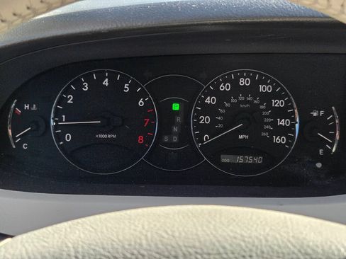 Used 2006 Toyota Avalon XLS FWD image 30