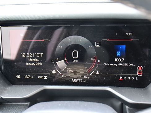 Used 2024 GMC Acadia AT4 w/ Luxury Package image 27