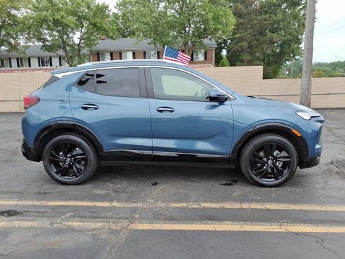 Used 2025 Buick Encore GX Sport Touring FWD image 8