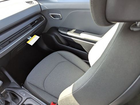 New 2026 Kia K4 LXS FWD image 15