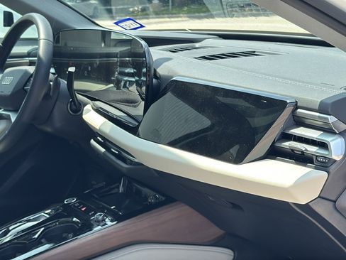 Used 2025 Audi A5 2.0T Premium Plus w/ Premium Plus AWD/4WD image 29