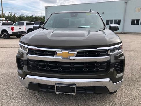 Used 2023 Chevrolet Silverado 1500 LT RWD image 3