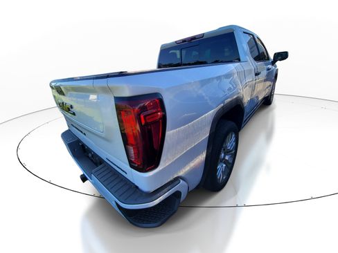 Used 2021 GMC Sierra 1500 Denali w/ Denali Ultimate Package AWD/4WD image 4