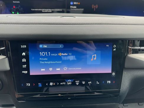 Certified 2025 Lincoln Navigator Reserve AWD/4WD image 12