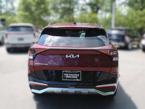 Certified 2025 Kia Sportage SX FWD image 8