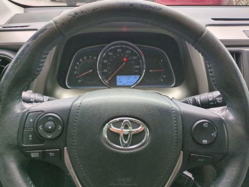 Used 2015 Toyota RAV4 Limited w/ Technology Package image 32