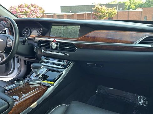 Used 2017 Genesis G90 5.0 Ultimate RWD image 26